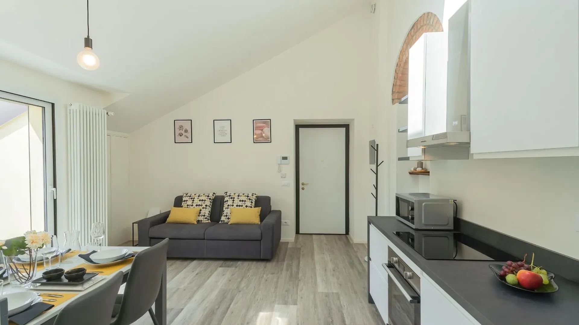 Manaraquattro - Apartment With Free Parking And View In Como, Near The Center - Lake Como Itália